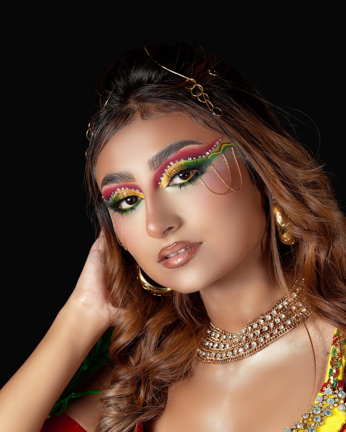 colorful-makeup-portrait-of-a-woman-in-bolivia-33787083